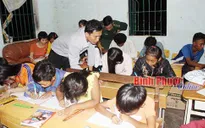 Lớp học xóa mù chữ ở vùng biên Bình Phước