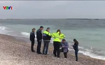 Romania điều tra vụ 130kg cocaine trôi dạt ngoài biển