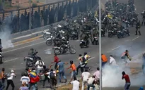 Phe đối lập Venezuela tuyên bố đảo chính