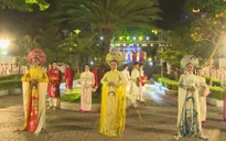 Lễ hội áo dài đầy sắc màu tại thành phố biển Nha Trang