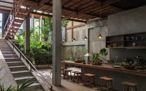 Độc đáo ngôi nhà sàn mộc mạc và an yên