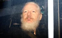 Nhà sáng lập Wikileaks bị phạt tù 50 tuần
