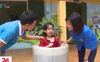 Lớp học kỹ năng phòng chống đuối nước cho trẻ em ở Bắc Giang