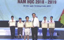 Hà Nội: Tuyên dương, khen thưởng gần 1.000 học sinh giỏi tiêu biểu