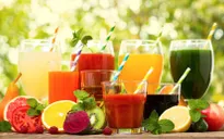 Ngộ độc do uống nước ép rau diếp cá với dứa