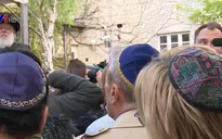 Đức cảnh báo người Do Thái không đội mũ Kippah