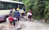 Khắc phục sạt lở nhiều tuyến đường tại Hà Giang