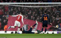 UEFA Europa League: Auba - Laca lập công, Arsenal thắng ngược Valencia