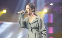 Giọng hát Việt: Xuất hiện cô gái khiến Tuấn Hưng dùng xe sang chiêu dụ