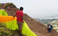 Đảo Lý Sơn lần đầu tiên tổ chức lễ hội dù lượn