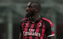 "Người thừa" bóng gió dứt tình với Chelsea