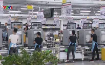 Nâng tuổi nghỉ hưu để tận dụng sức lao động