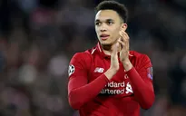 "Liverpool có một siêu tiền vệ thi đấu ở hàng hậu vệ"