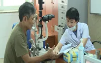 Cẩn trọng bệnh khô mắt do nắng nóng