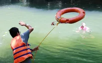 Phát động phong trào học bơi, phòng chống đuối nước