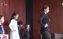 Lớp dạy nghi lễ thượng lưu cho con nhà giàu tại Trung Quốc