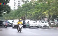 Nguy cơ mất an toàn giao thông từ xe ôm công nghệ