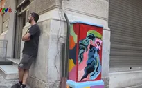 Hy Lạp: Athens "khoác áo" mới cho các tủ đấu nối cáp điện thoại