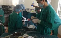 Chủ quan khi đau bụng, người đàn ông sốc nhiễm trùng, nhiễm độc nguy kịch