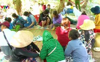 Phá tụ điểm đánh bạc của quý bà