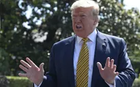 Tổng thống Mỹ Donald Trump bất ngờ hoãn kế hoạch trục xuất người nhập cư