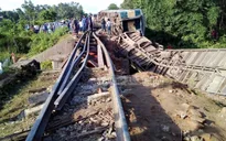 Hơn 150 người thương vong trong vụ tai nạn đường sắt tại Bangladesh