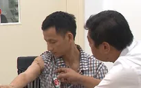 Nối liền cánh tay bị đứt rời cho nam công nhân bị tai nạn lao động