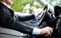 Mẹo tiết kiệm tiền xăng dầu ô tô mỗi tháng dễ bất ngờ
