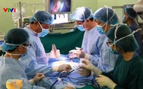 Ứng dụng các kỹ thuật mới trong chỉnh vẹo cột sống