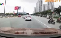 Gặp tai nạn vì cố vượt đèn đỏ