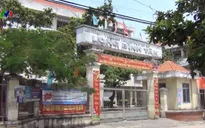 Xử lý thầy giáo để học sinh chấm bài thi tại Biên Hòa