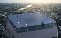 Choáng: Bể bơi vô cực 360 độ đầu tiên trên thế giới tại London