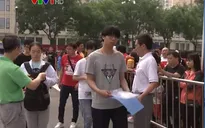 10 triệu sĩ tử Trung Quốc bắt đầu kỳ thi đại học khốc liệt nhất thế giới