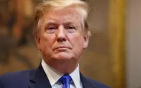 Tổng thống Donald Trump dọa phủ quyết dự luật chi tiêu quốc phòng NDAA của Hạ viện