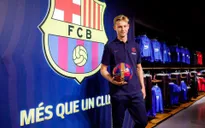 "Sếp lớn Barcelona đã bật khóc khi có được cậu ấy"