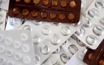 Pháp thiếu thuốc men trầm trọng