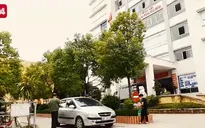 Ngang nhiên thu phí ô tô đón trả khách vào bệnh viện