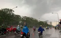 Hà Nội: Ngày nắng nóng, chiều tối có thể mưa giông
