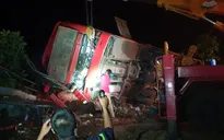 Đắk Lắk: Lật xe khách, hàng chục người thương vong