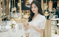 Song Hye Kyo bị cư dân mạng Hàn Quốc chỉ trích thậm tệ vì vui vẻ tại sự kiện