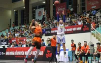 VBA 2019: Hochiminh City Wings giành chiến thắng sít sao