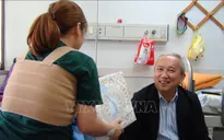 Đại sứ Việt Nam tại Hàn Quốc thăm hỏi cô dâu Việt bị chồng bạo hành