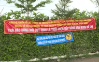 TP.HCM vận động người dân không xả rác xuống đường và kênh rạch