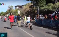 Thi đua lăn bánh xe dành cho trẻ em