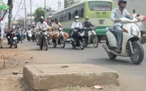 Hàng nghìn hố ga trên đường Hà Nội hư hỏng, xuống cấp