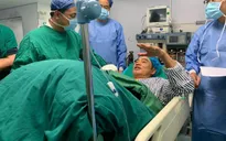 Bị đâm, ngôi sao Hong Kong Nhậm Đạt Hoa phải hoãn nhiều dự án
