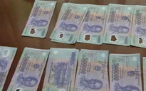 Dễ dàng mua bán tiền giả trên mạng xã hội