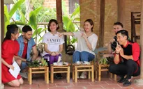 Cặp Quỳnh Kool - Thuỳ Anh khai màn Gặp gỡ Đông Tây mùa 2