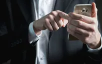 Làm thế nào để phòng tránh pin điện thoại thông minh phát nổ?