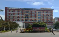 Bé trai 3 tuổi nguy kịch vì uống nhầm xăng